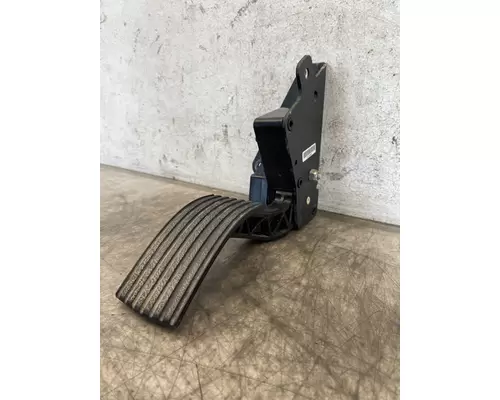INTERNATIONAL 4300 Throttle Body Assembly