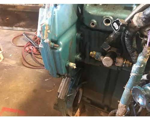 INTERNATIONAL 4300 Timing Cover
