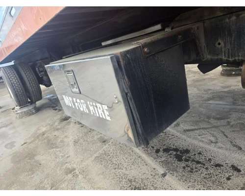 INTERNATIONAL 4300 Tool Box