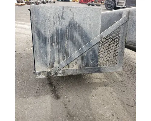 INTERNATIONAL 4300 Tool Box