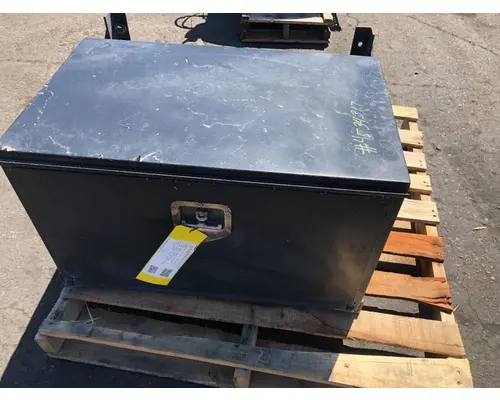 INTERNATIONAL 4300 Tool Box