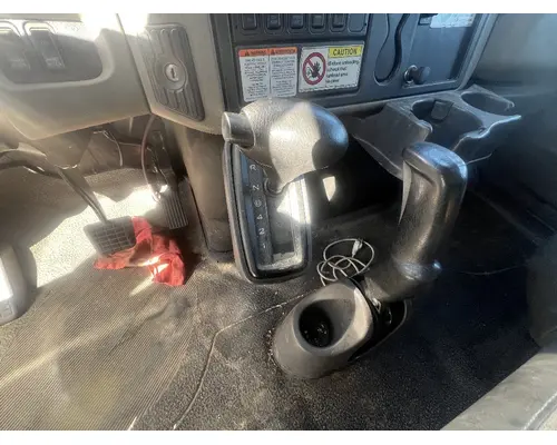 INTERNATIONAL 4300 Transmission Assembly