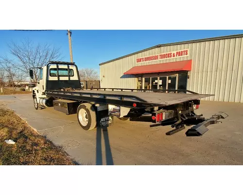 INTERNATIONAL 4300 Used Trucks