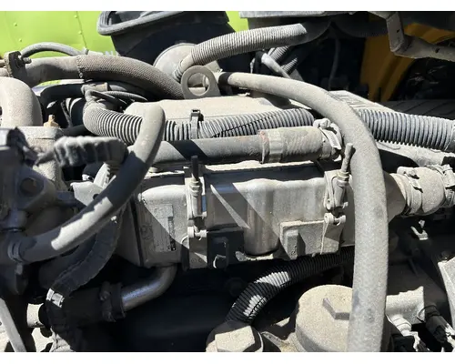 INTERNATIONAL 4300 Valve Cover