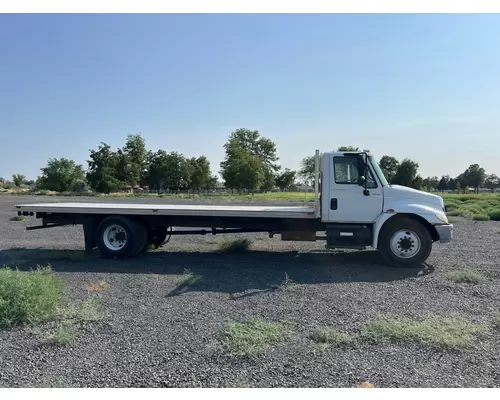 INTERNATIONAL 4300 Vehicle For Sale