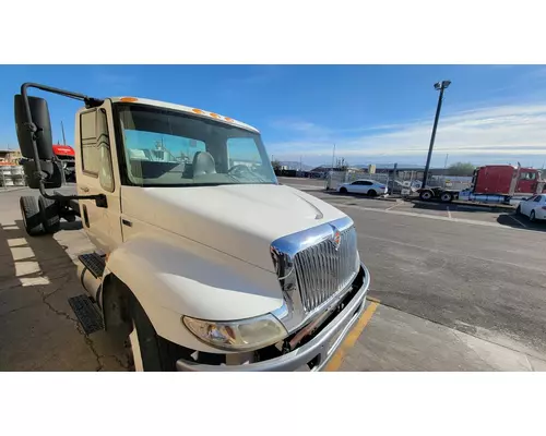 INTERNATIONAL 4300 Vehicle For Sale