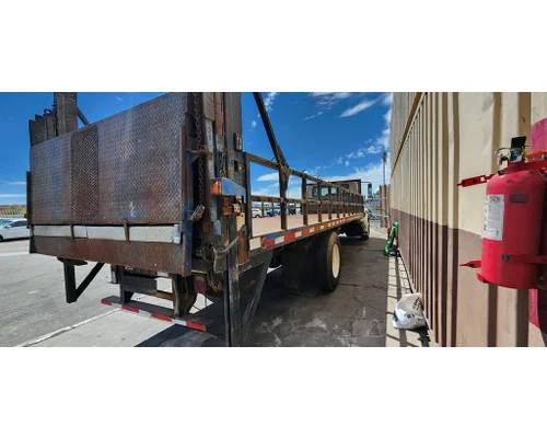 INTERNATIONAL 4300 Vehicle For Sale