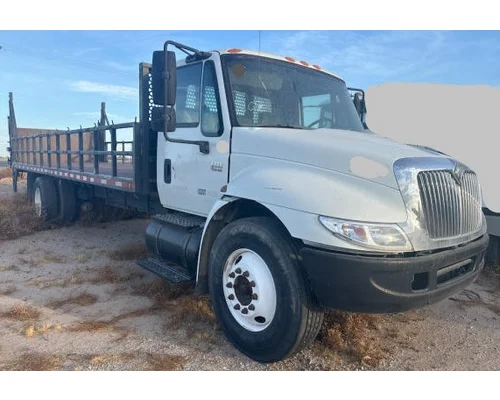 INTERNATIONAL 4300 Vehicle For Sale