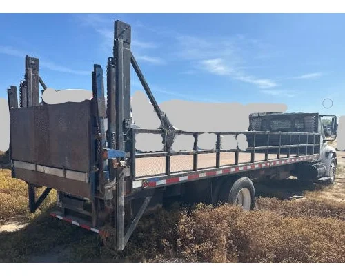INTERNATIONAL 4300 Vehicle For Sale