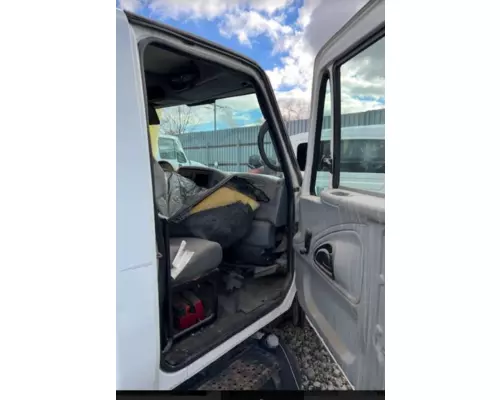 INTERNATIONAL 4300 Vehicle For Sale