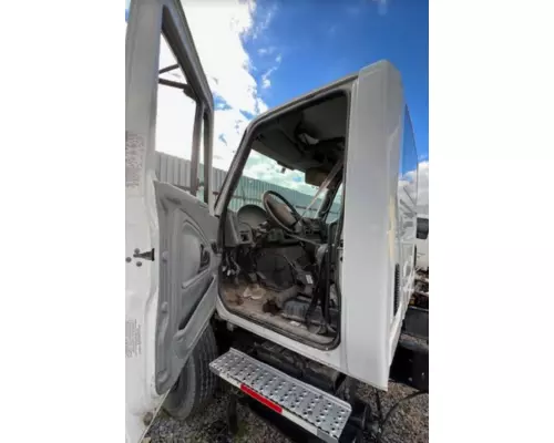 INTERNATIONAL 4300 Vehicle For Sale