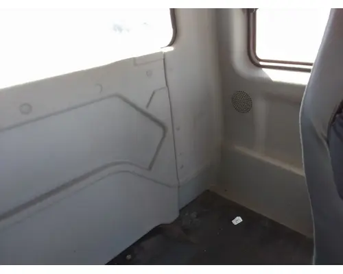 INTERNATIONAL 4300 WHOLE TRUCK FOR RESALE