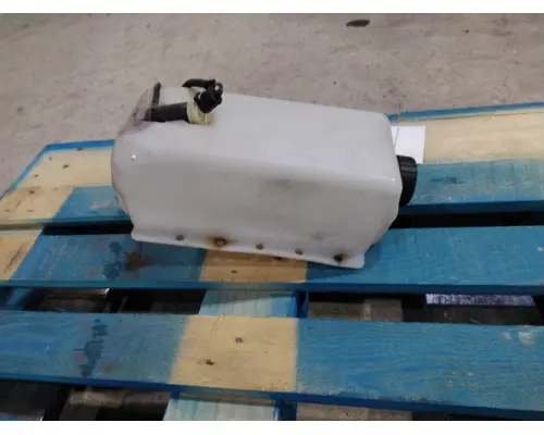 INTERNATIONAL 4300 WINDSHIELD WASHER RESERVOIR