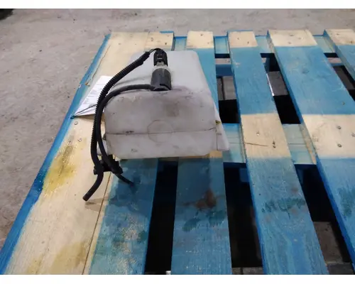 INTERNATIONAL 4300 WINDSHIELD WASHER RESERVOIR