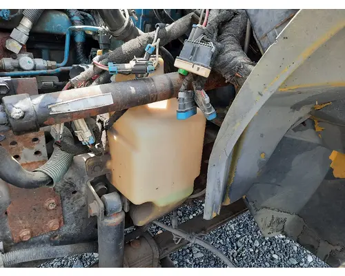 INTERNATIONAL 4300 WINDSHIELD WASHER RESERVOIR