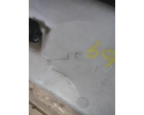 INTERNATIONAL 4300 WINDSHIELD WASHER RESERVOIR