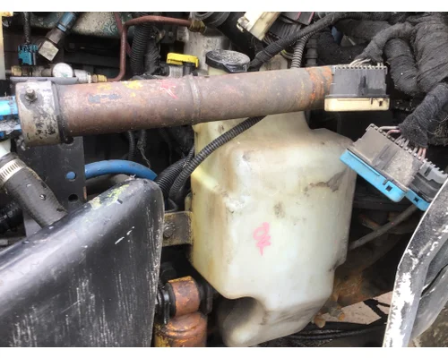 INTERNATIONAL 4300 WINDSHIELD WASHER RESERVOIR