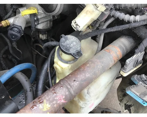 INTERNATIONAL 4300 WINDSHIELD WASHER RESERVOIR