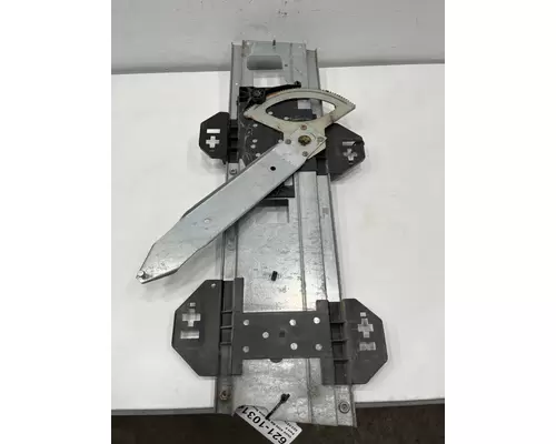 INTERNATIONAL 4300 Window Regulator