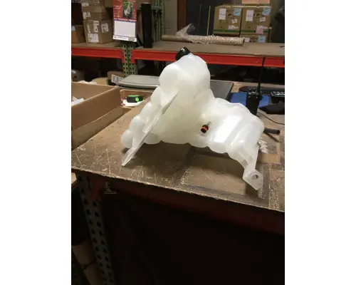 INTERNATIONAL 4300 Windshield Washer Reservoir