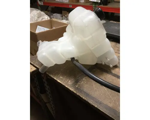 INTERNATIONAL 4300 Windshield Washer Reservoir