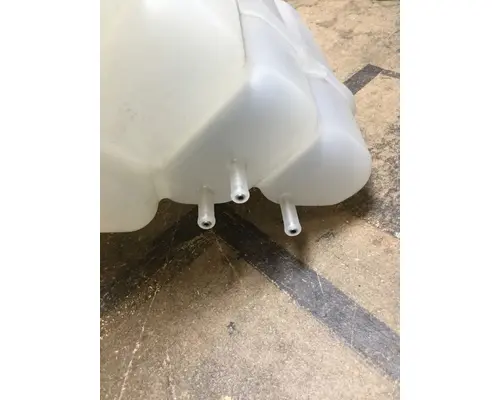 INTERNATIONAL 4300 Windshield Washer Reservoir