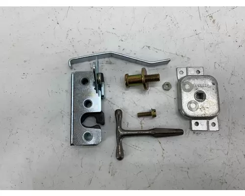 INTERNATIONAL 430604002 Latches and Locks