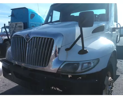 INTERNATIONAL 4400 2002-2009 HOOD