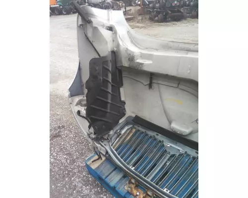 INTERNATIONAL 4400 2002-2009 HOOD