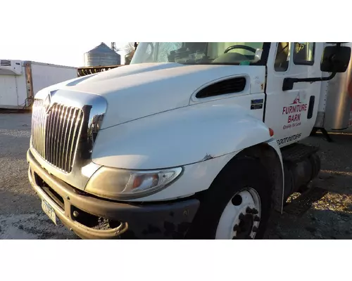 INTERNATIONAL 4400 2002-2009 HOOD