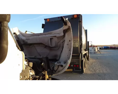 INTERNATIONAL 4400 2002-2009 HOOD