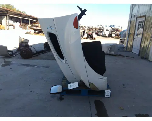 INTERNATIONAL 4400 2002-2009 HOOD