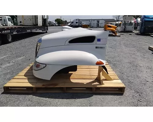 INTERNATIONAL 4400 2002-2019 HOOD