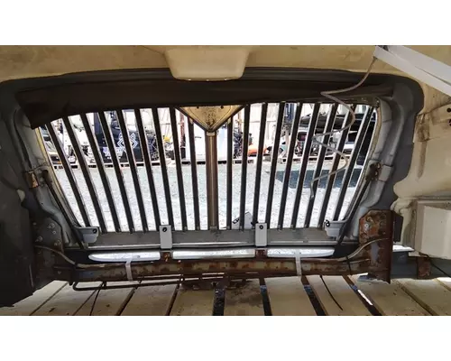 INTERNATIONAL 4400 2002-2019 HOOD