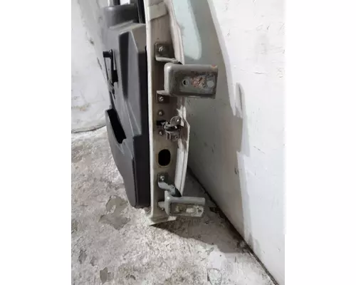 INTERNATIONAL 4400 2002-2020 DOOR ASSEMBLY, FRONT