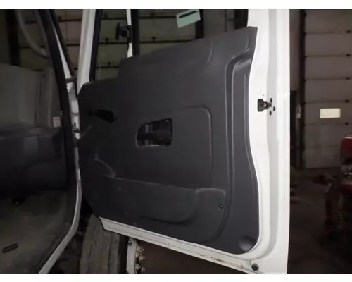 INTERNATIONAL 4400 2002-2020 DOOR ASSEMBLY, FRONT