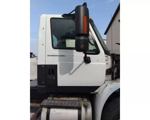 INTERNATIONAL 4400 2002-2020 DOOR ASSEMBLY, FRONT