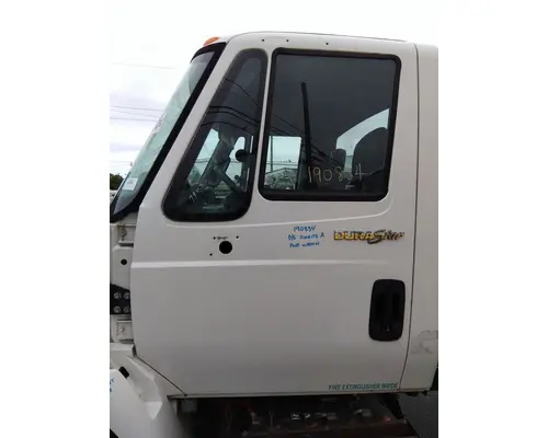 INTERNATIONAL 4400 2002-2020 DOOR ASSEMBLY, FRONT