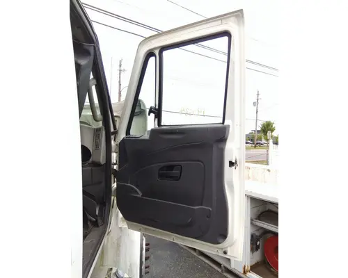 INTERNATIONAL 4400 2002-2020 DOOR ASSEMBLY, FRONT