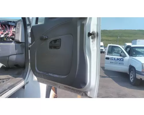 INTERNATIONAL 4400 2002-2020 DOOR ASSEMBLY, FRONT