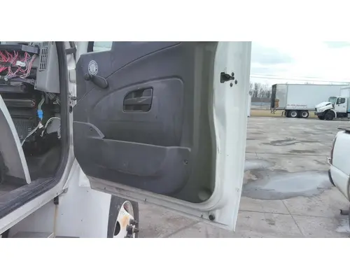 INTERNATIONAL 4400 2002-2020 DOOR ASSEMBLY, FRONT