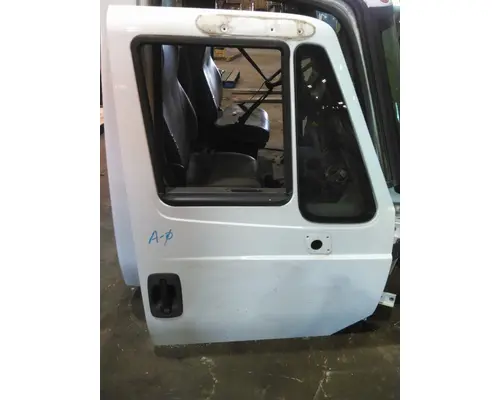 INTERNATIONAL 4400 2002-2020 DOOR ASSEMBLY, FRONT