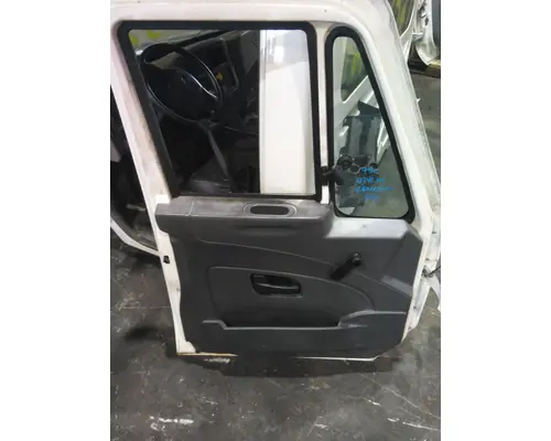 INTERNATIONAL 4400 2002-2020 DOOR ASSEMBLY, FRONT