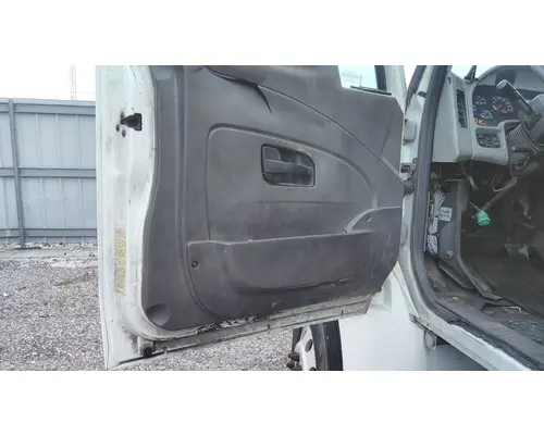 INTERNATIONAL 4400 2002-2020 DOOR ASSEMBLY, FRONT