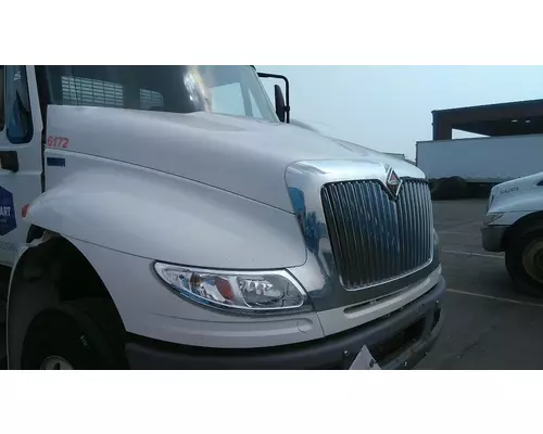 INTERNATIONAL 4400 2010-2019 HOOD