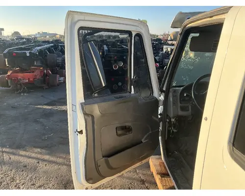 INTERNATIONAL 4400 LP Cab Assembly