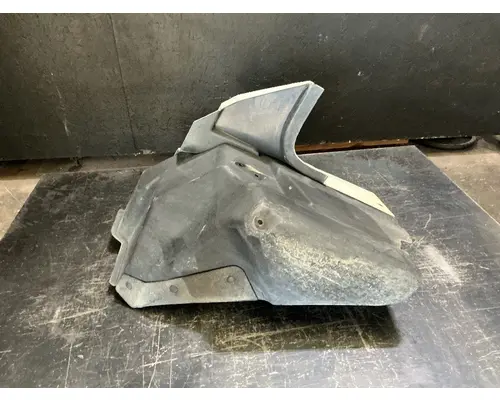 INTERNATIONAL 4400 LP Fender Extension