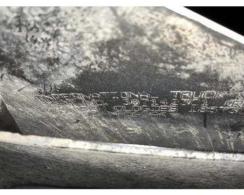 INTERNATIONAL 4400 LP Fender Extension