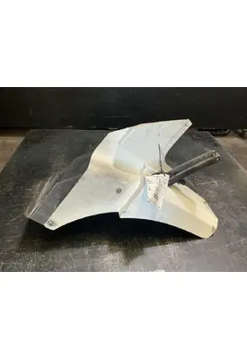 INTERNATIONAL 4400 LP Fender Extension