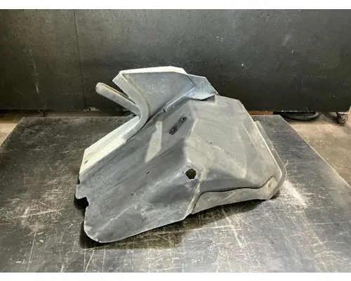 INTERNATIONAL 4400 LP Fender Extension